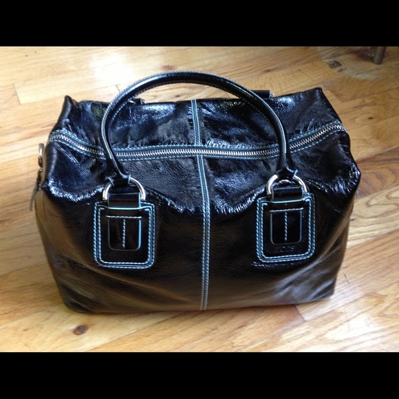 TODS BLACK PATENT LEATHER BOX SATCHEL - Picture 3 of 12